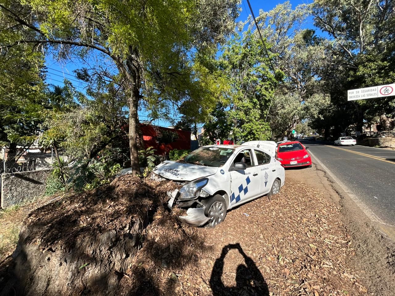 Taxista de Edo-Mex se accidentó en Cuernavaca
