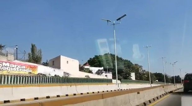 Cerrados carriles confinados de Paso Exprés