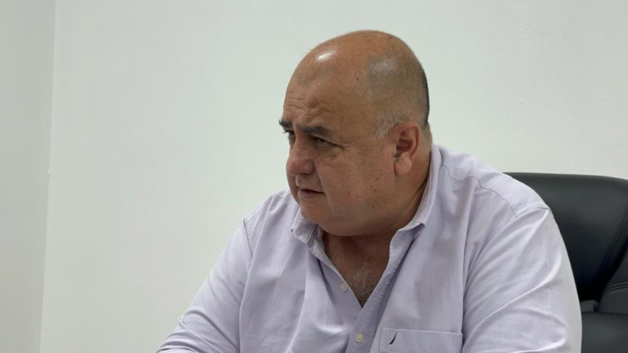 Retira SMyT gafete al conductor que por imprudencia arriesgó la integridad de manifestantes en Cuernavaca