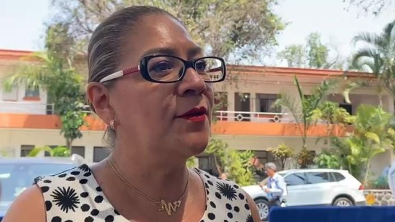La Dirección del ALM adolfo lopez mateos mercado no puede regular la venta ambulante