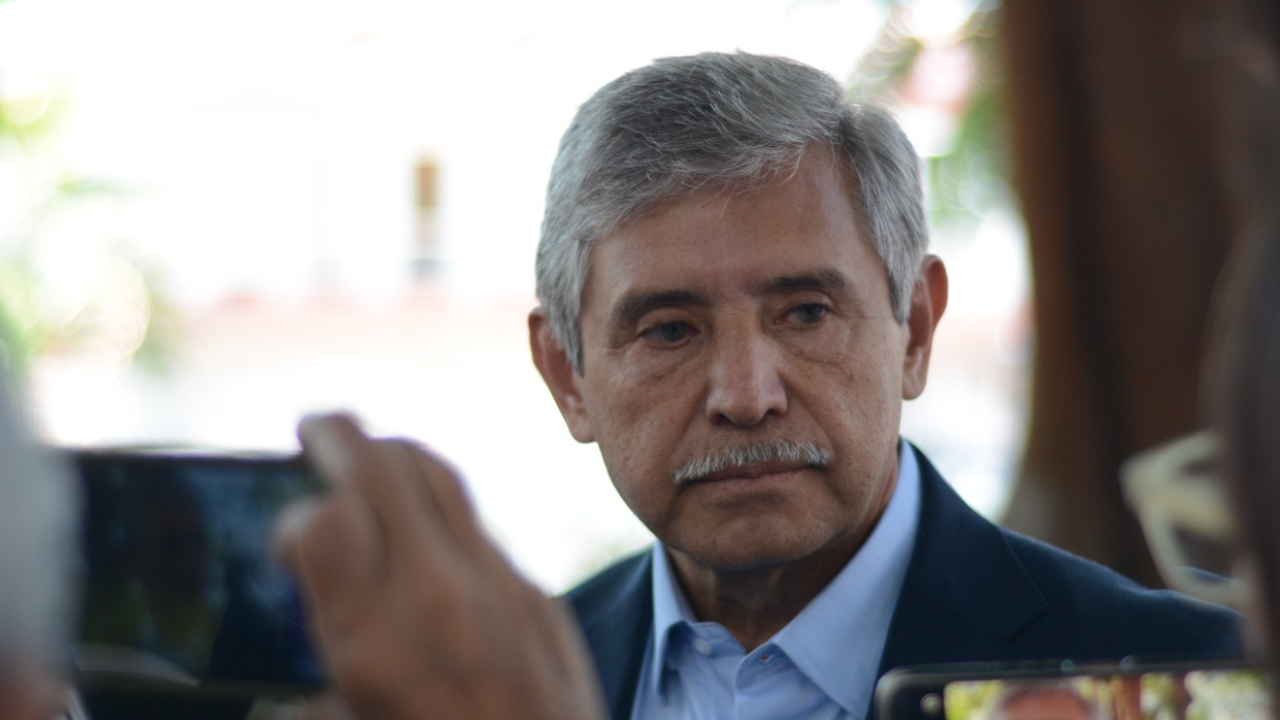 uriostegui