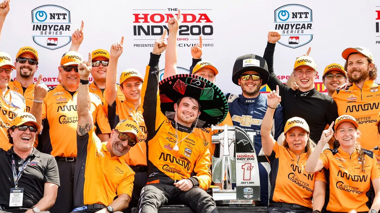 El mexicano “Pato” O'Ward gana la Indy 200 en Ohio