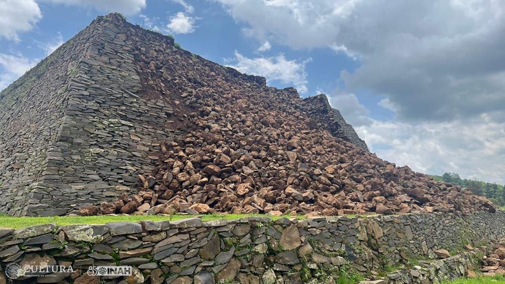 INAH Inicia Restauración de la Zona Arqueológica de Ihuatzio en Michoacán Tras Derrumbe