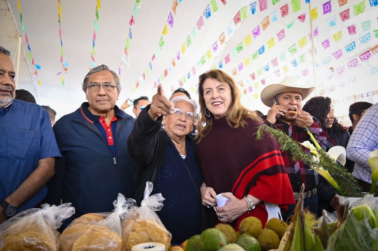 Margarita González Saravia comprometida con campesinos