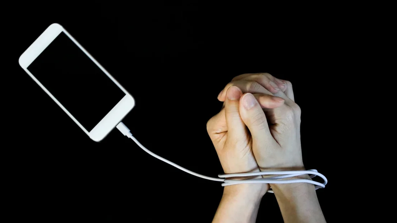 Soledad, autoestima e identidad: los problemas del uso de redes sociales entre jóvenes