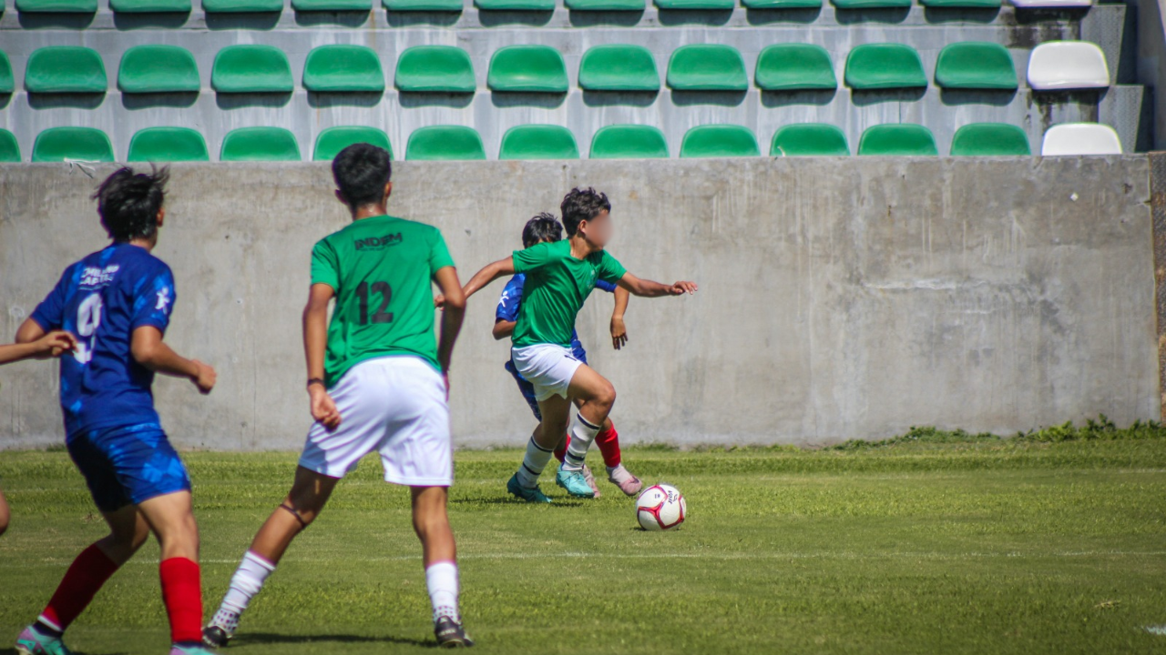 Torneo de fútbol "Hay Reta"