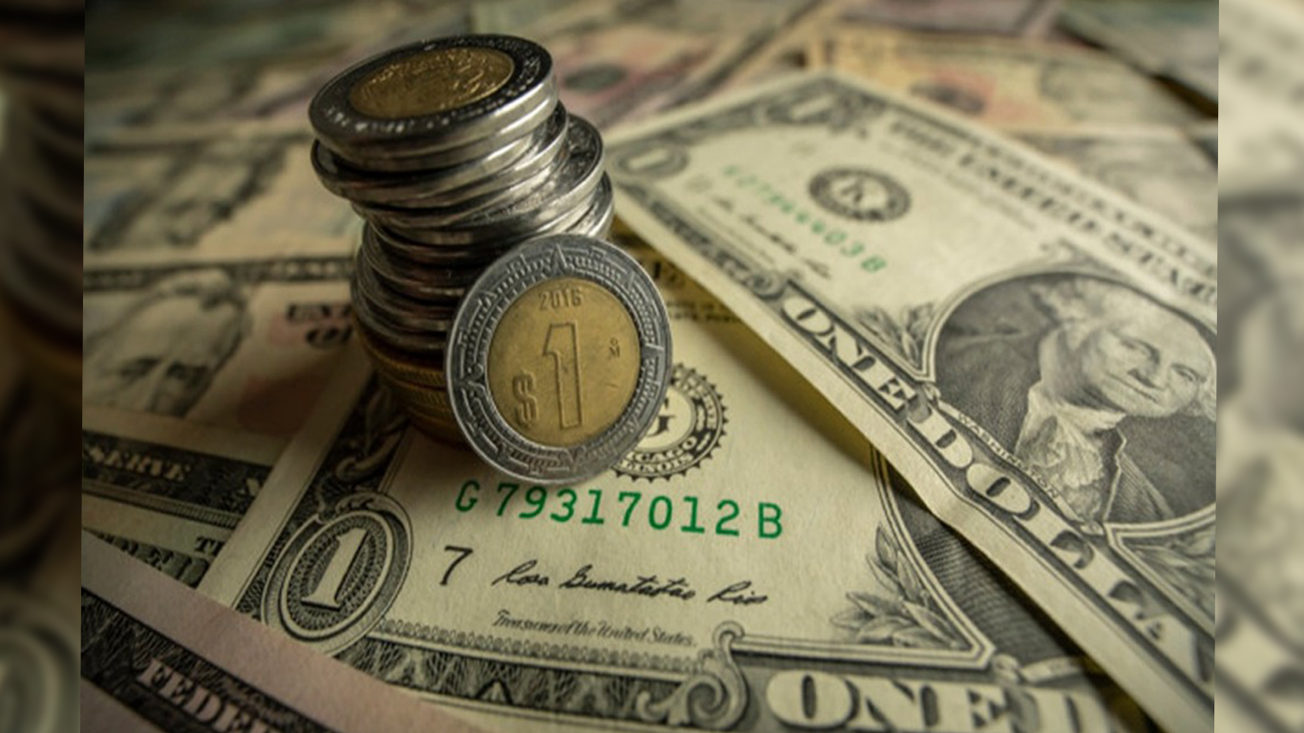 Peso Termina la Semana con Ganancias; Bolsa y Petróleo Caen