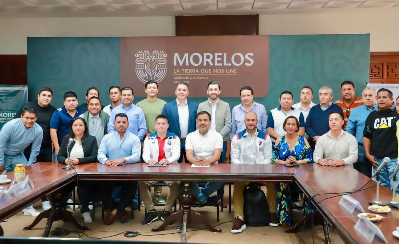 Chalo Flores celebra impacto del proyecto Semillero Potros Atlante