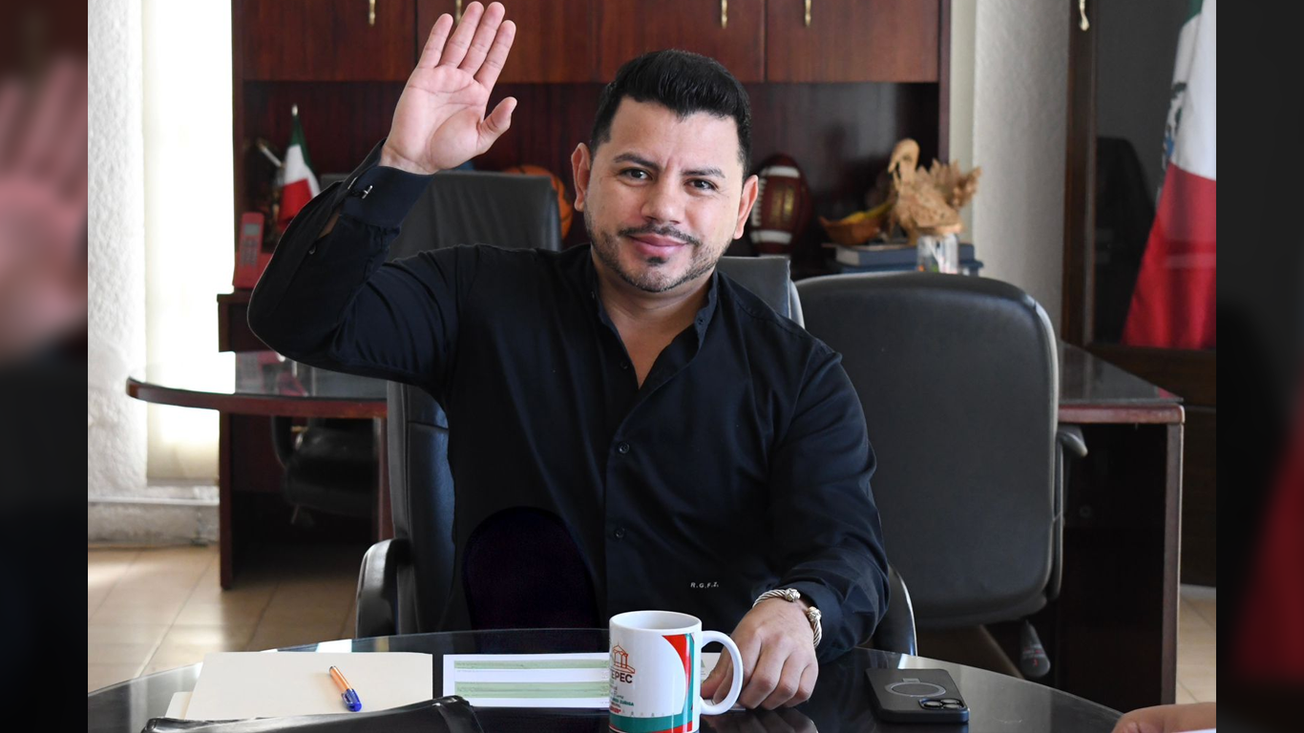 Chalo Flores reafirma compromiso con la transparencia y rendición de cuentas