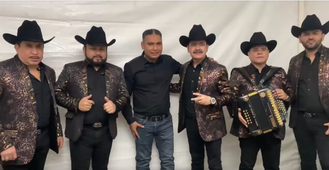 Gran baile al ritmo del "tucanazo" en Emiliano Zapata