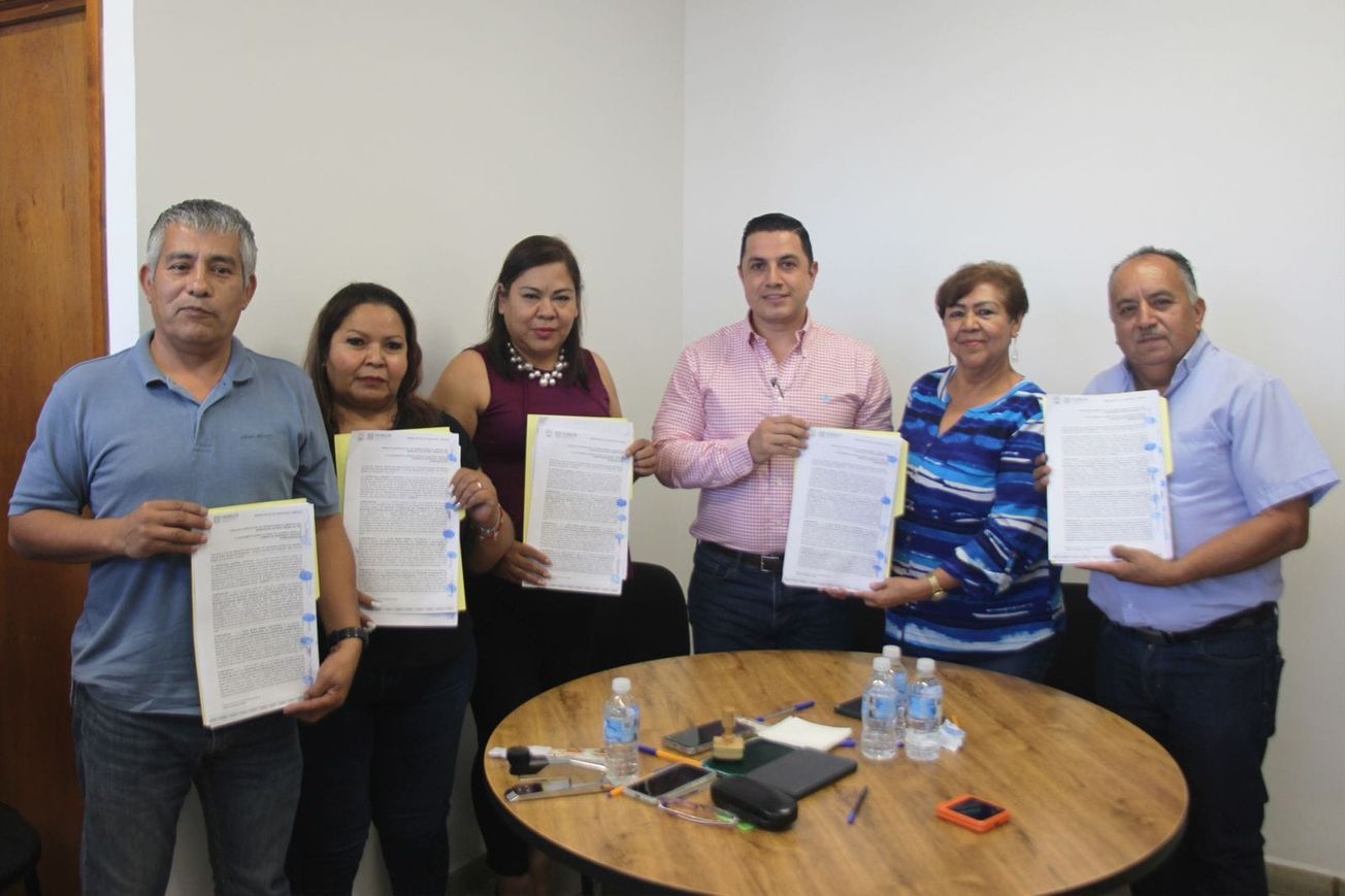 Eder Rodríguez firma acuerdos históricos con sindicatos en Jiutepec