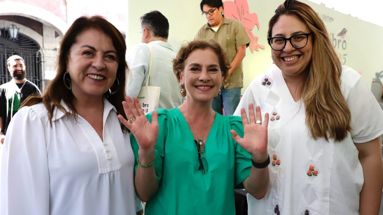 Margarita González Saravia y Beatriz Gutiérrez Müller.