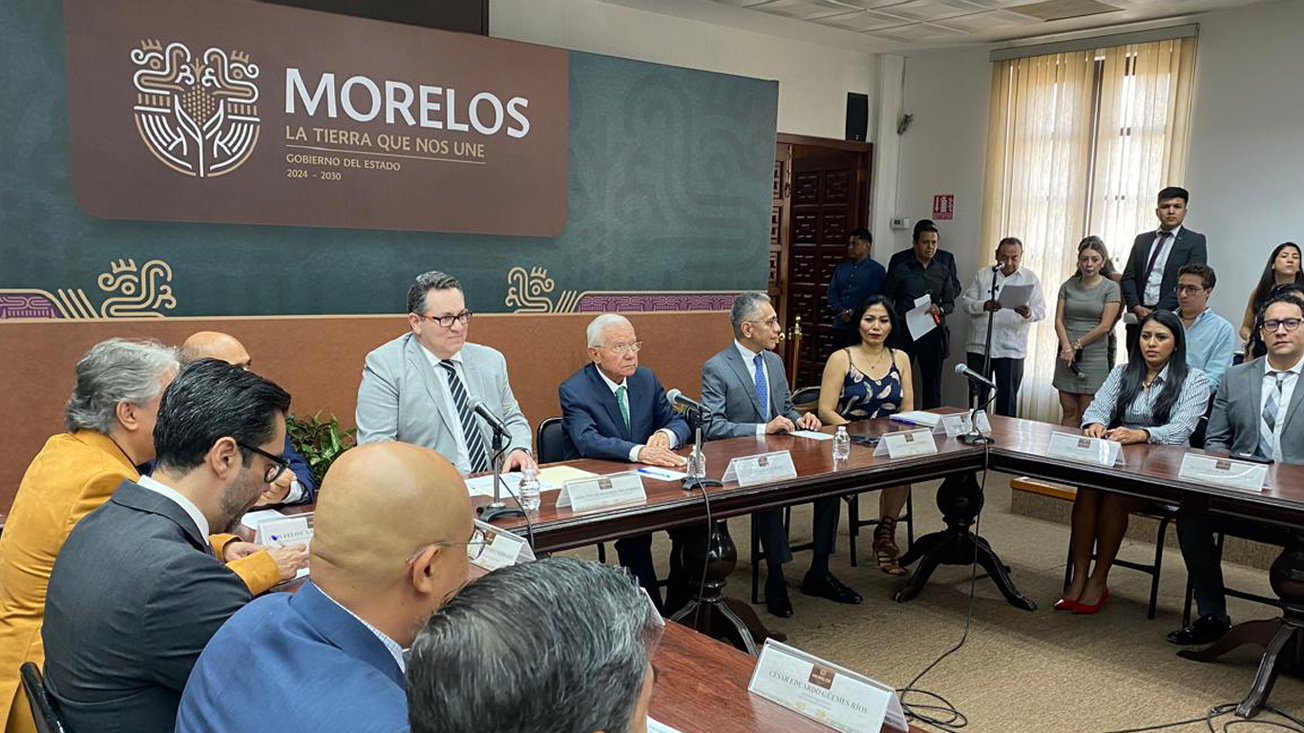 Gobierno exhorta a notarios a reforzar certeza jurídica en Morelos