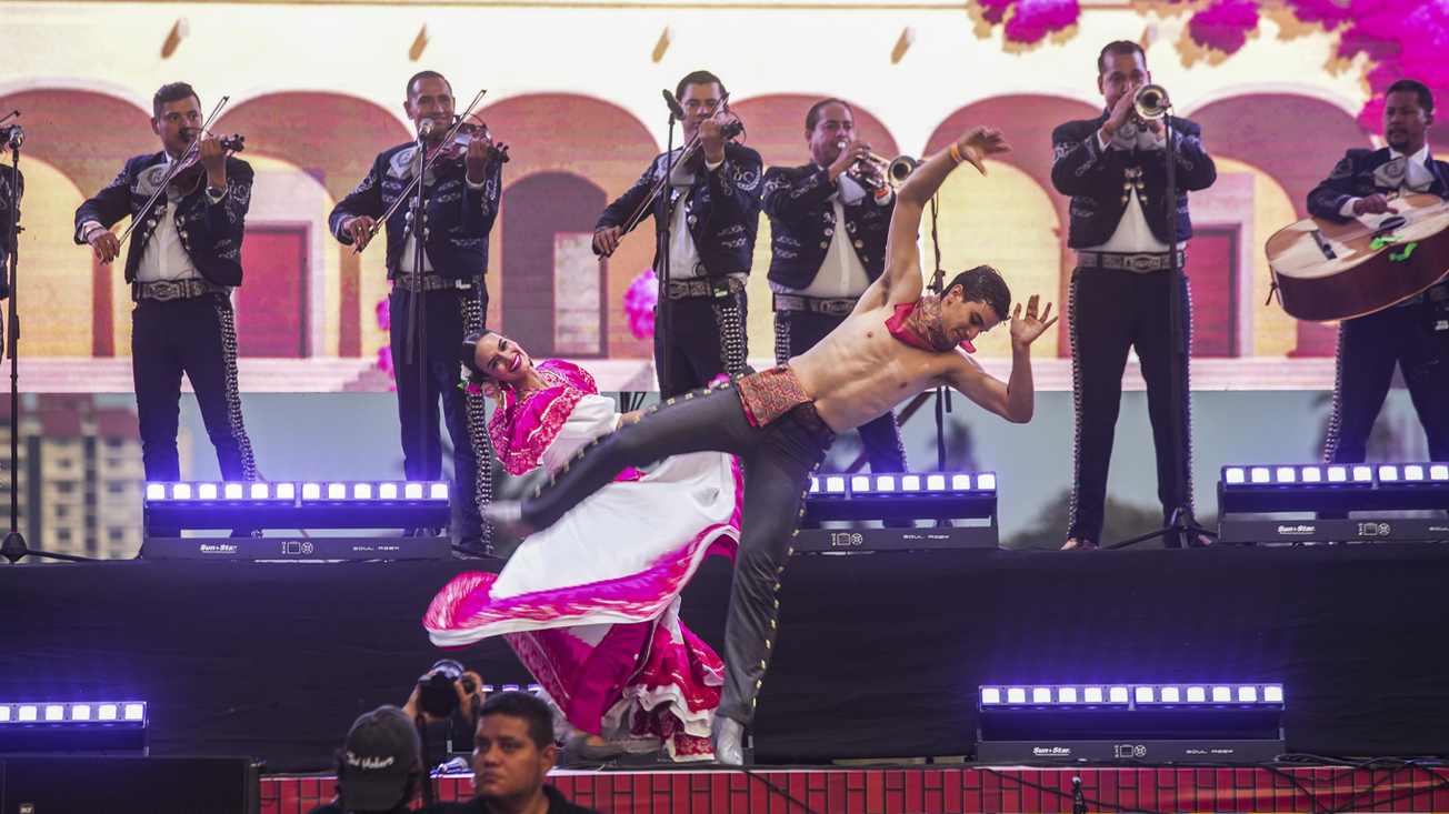 Cumbre del mariachi en Acapulco promueve música mexicana sin violencia