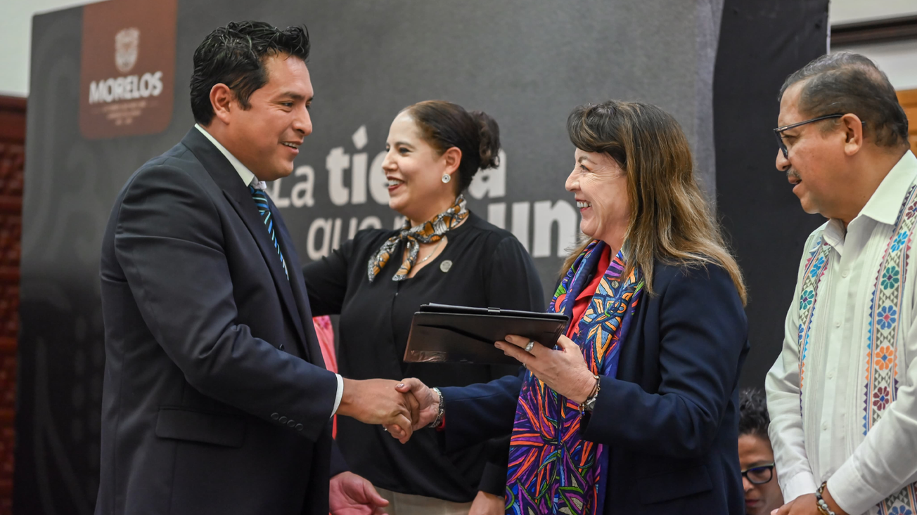 Garantizan justicia laboral a docentes de inglés en Morelos