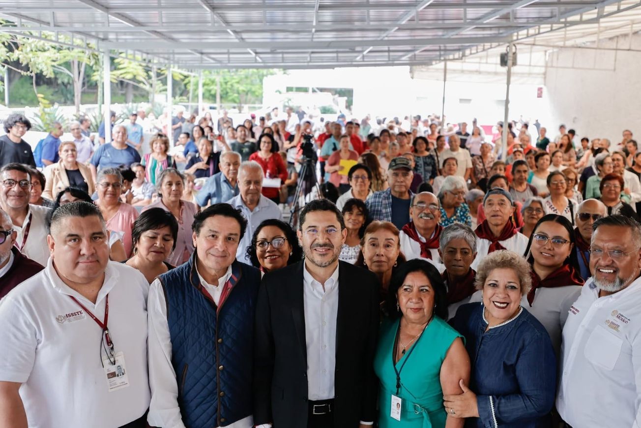 Martí Batres destaca abasto casi total de medicamentos en Cuautla