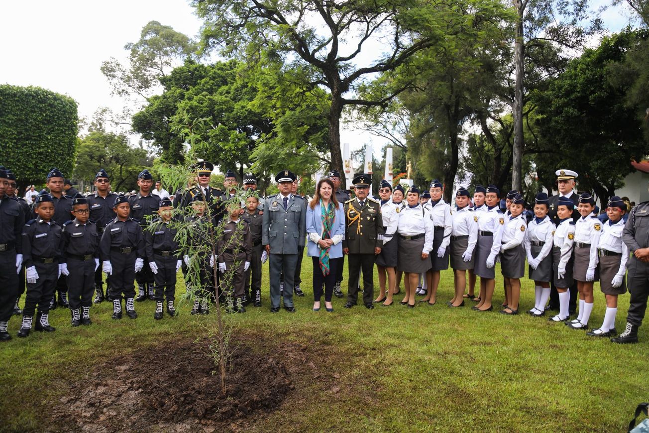 Gobernadora Margarita González Saravia honra a los Niños Héroes y llama a la unidad en Morelos
