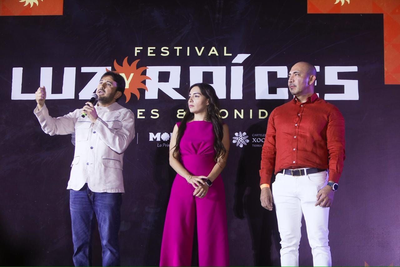 Morelos ilumina su cielo con el festival internacional “Luz y Raíces”