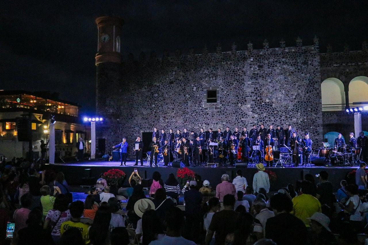 Ayuntamiento de Cuernavaca recibe a la Navidad con concierto en Palacio de Cortés