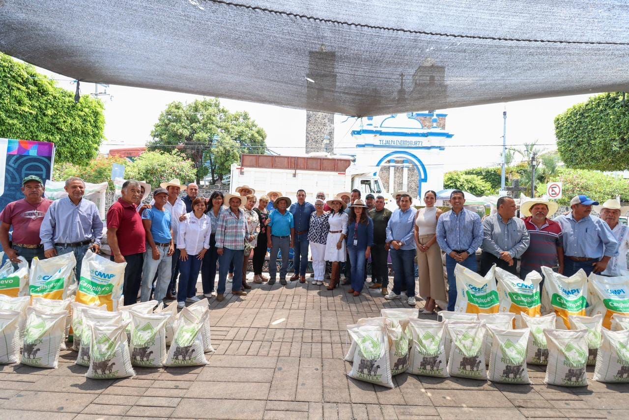 Apoyan a ganadores de Jiutepec con insumos en temporada de estiaje