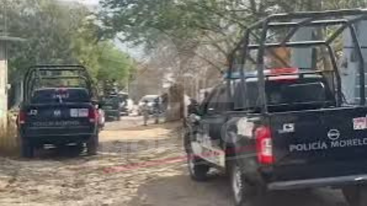 Localizan a un hombre sin vida en un mototaxi en Coatetelco