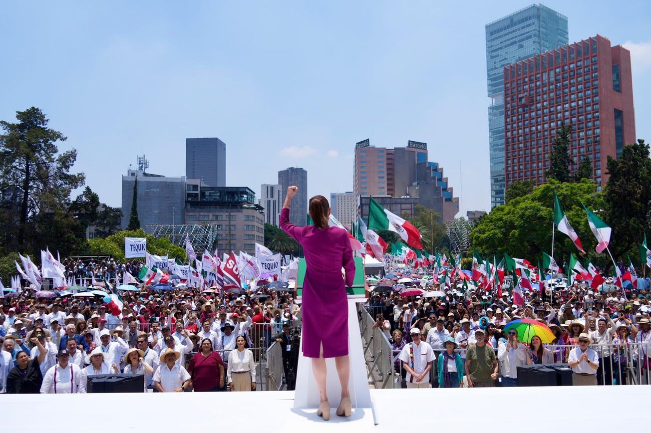 Sheinbaum rinde cuentas y destaca fortaleza económica, programas sociales y soberanía