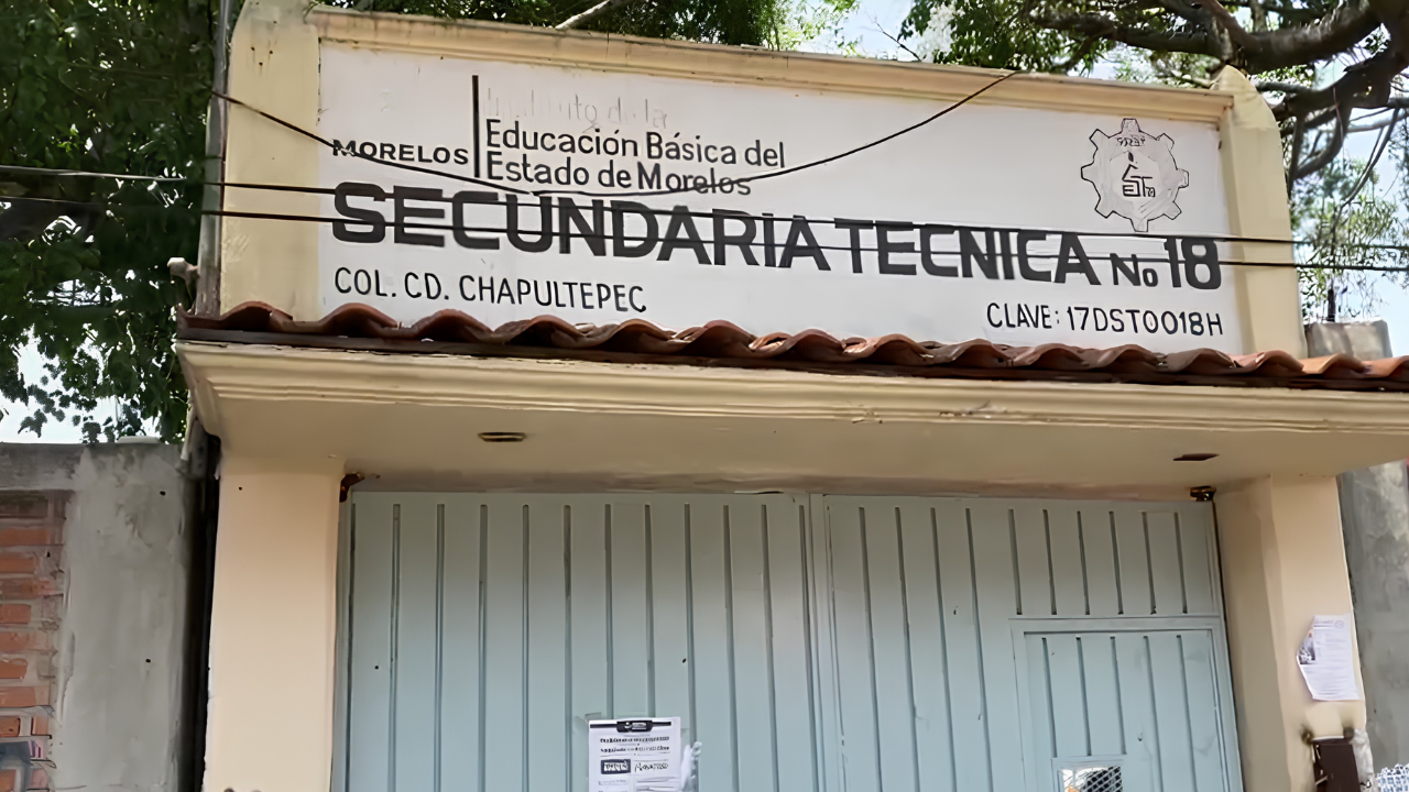 Alumno de la Secundaria Técnica #18 de Cuernavaca ingresa presuntamente armado