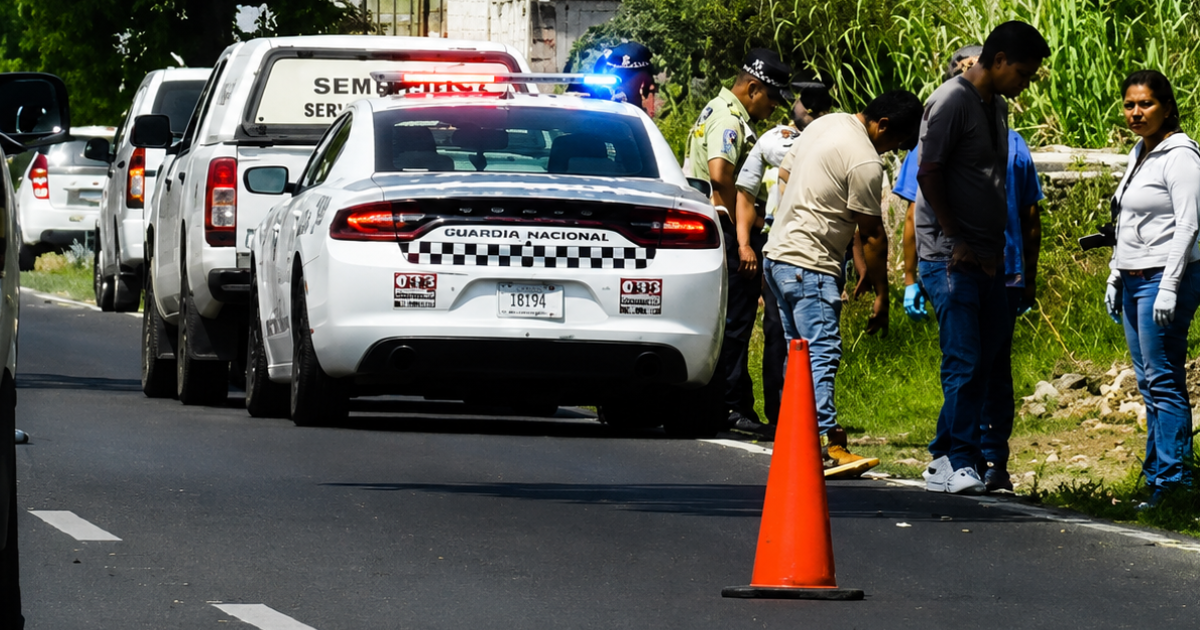 Localizan cuerpo embolsado en la Cuautla-Cuernavaca