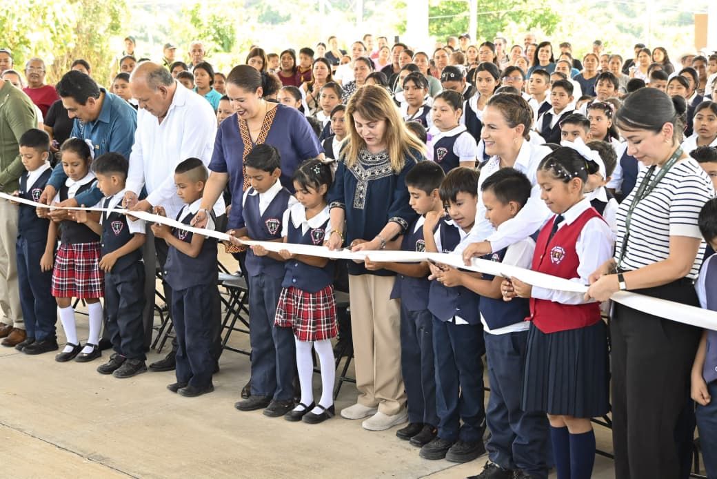 Inauguran las instalaciones de la Escuela Primaria “Gabriel Ramos Millán”
