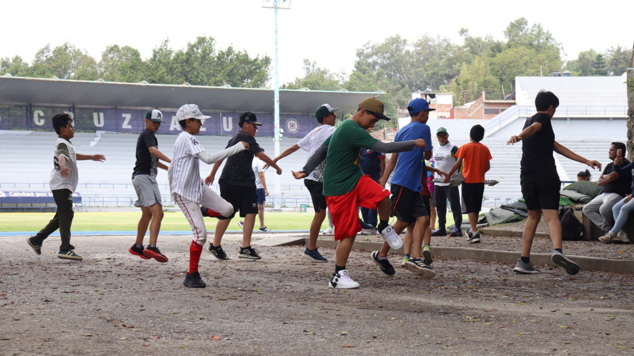 Realiza INDEM preparación de preseleccionados de béisbol