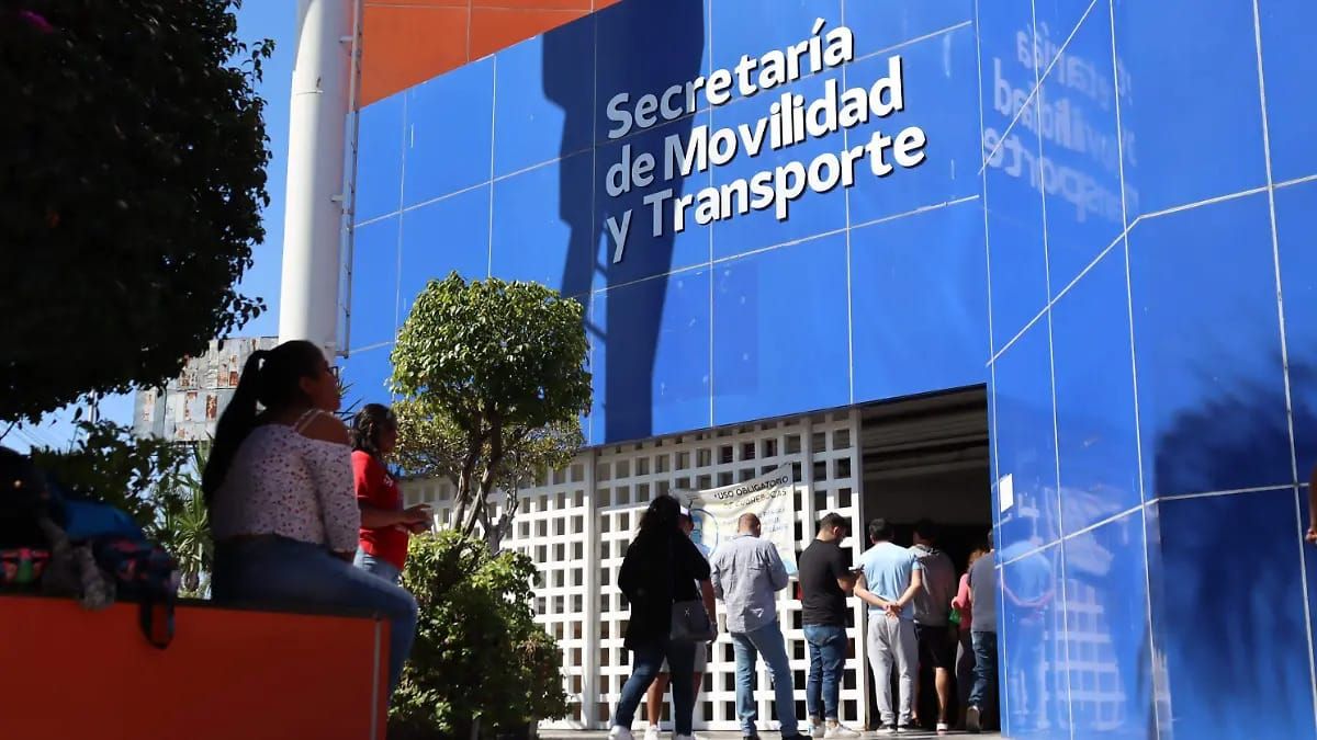 Gobierno de Morelos habilita canales para denunciar cobros indebidos en el transporte público
