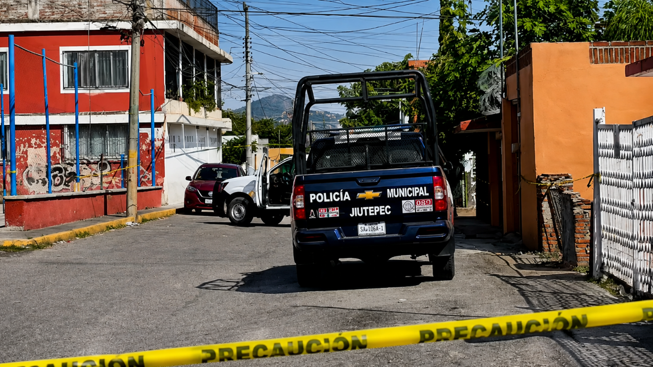 Tres hombres son encontrados sin vida en vivienda de Civac, Jiutepec