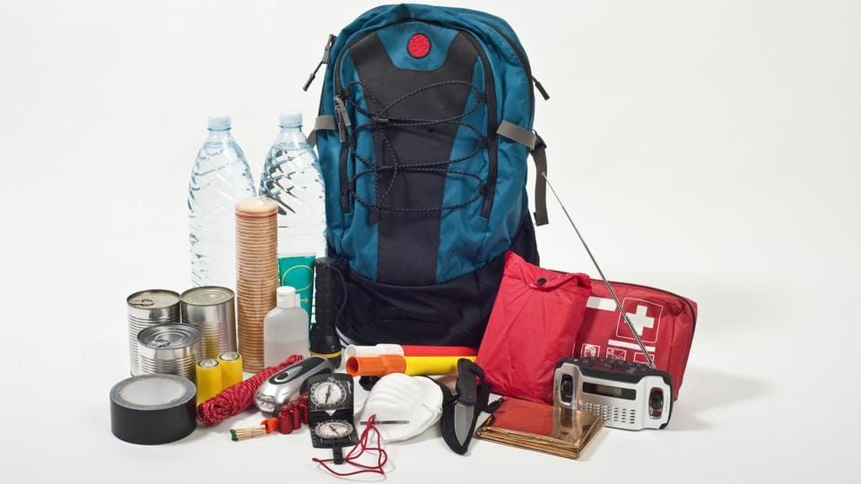 ¿Qué debe de llevar una mochila de emergencia en caso de terremoto?