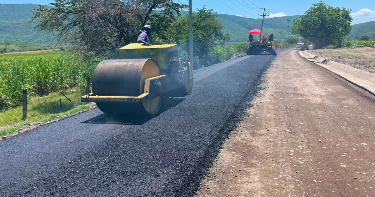 Avanza rehabilitación de carretera Jojutla–Chinameca tras años sin mantenimiento