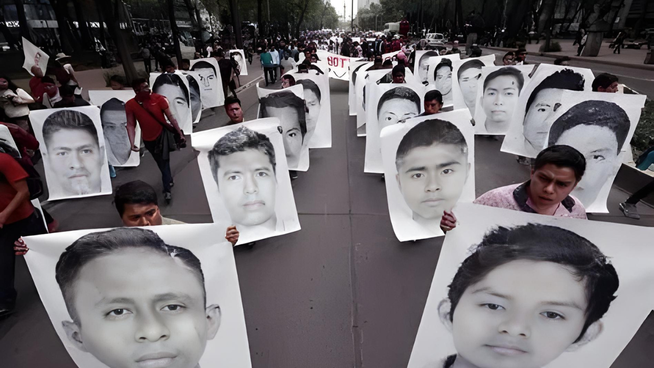 A 12 años de Ayotzinapa: datos clave, la "verdad histórica" y qué se sabe hoy