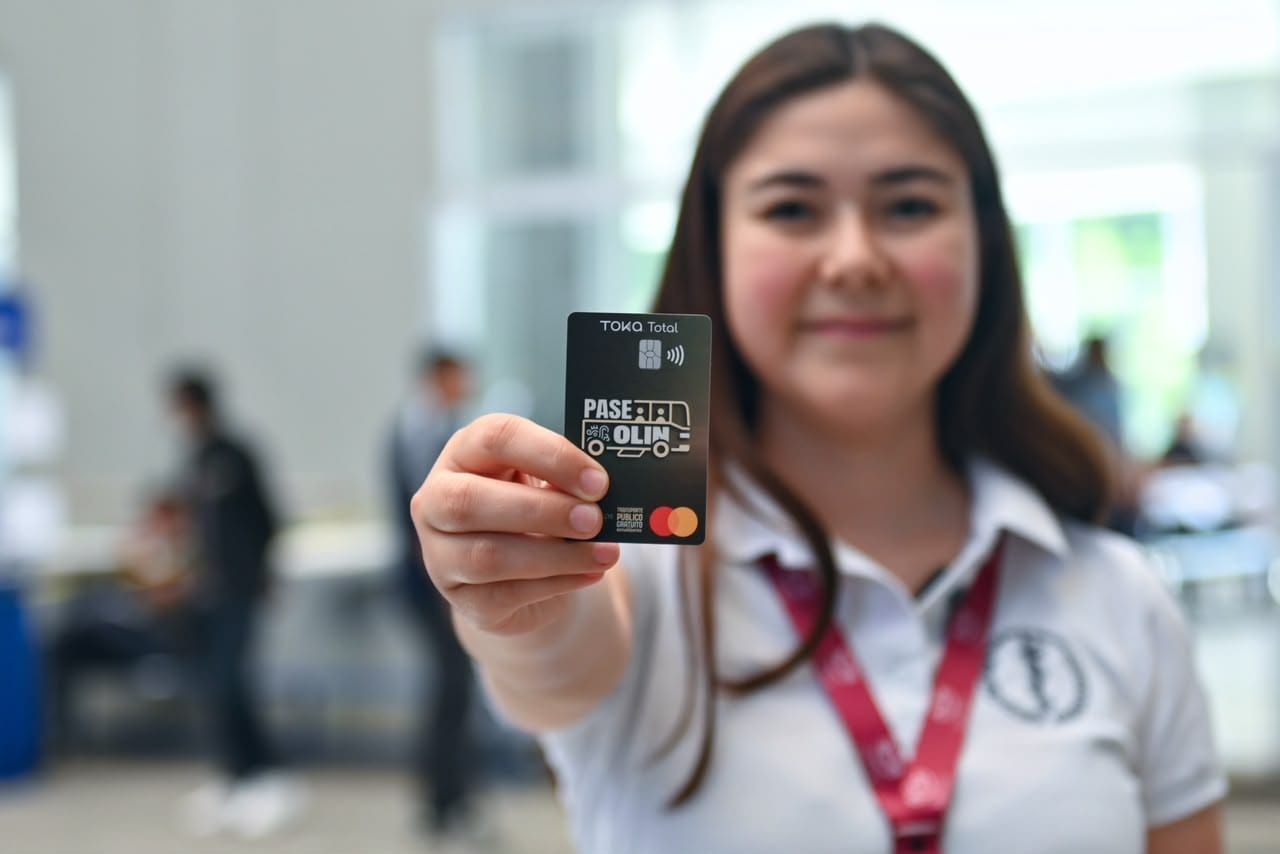Pase Olin respalda traslados de estudiantes de la UAEM en zona Belenes