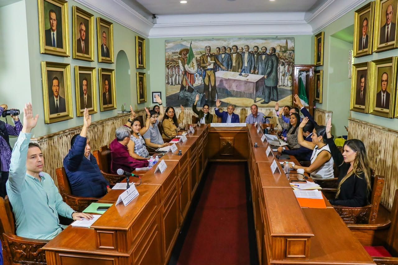 Cabildo aprueba nuevo salario y prestaciones para policías de Cuernavaca