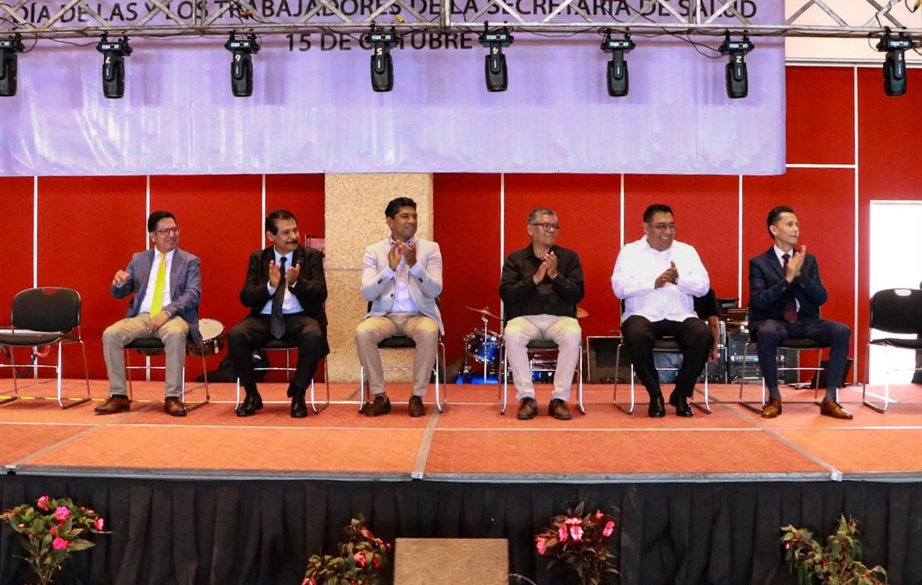 Reconocen a más de dos mil trabajadores del sector salud en Morelos