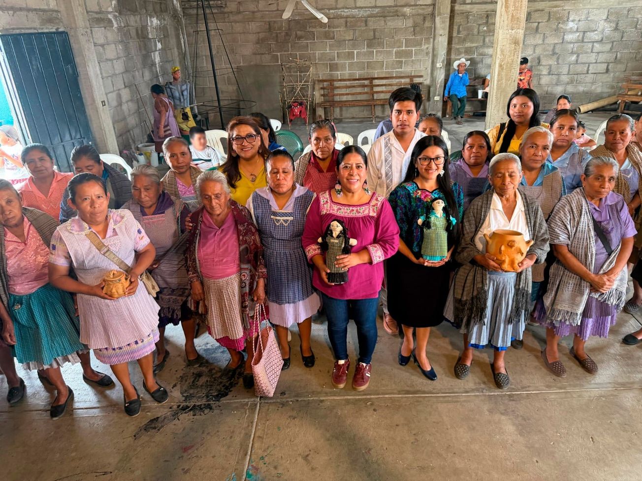 IPIAM reconoce el legado de mujeres artesanas