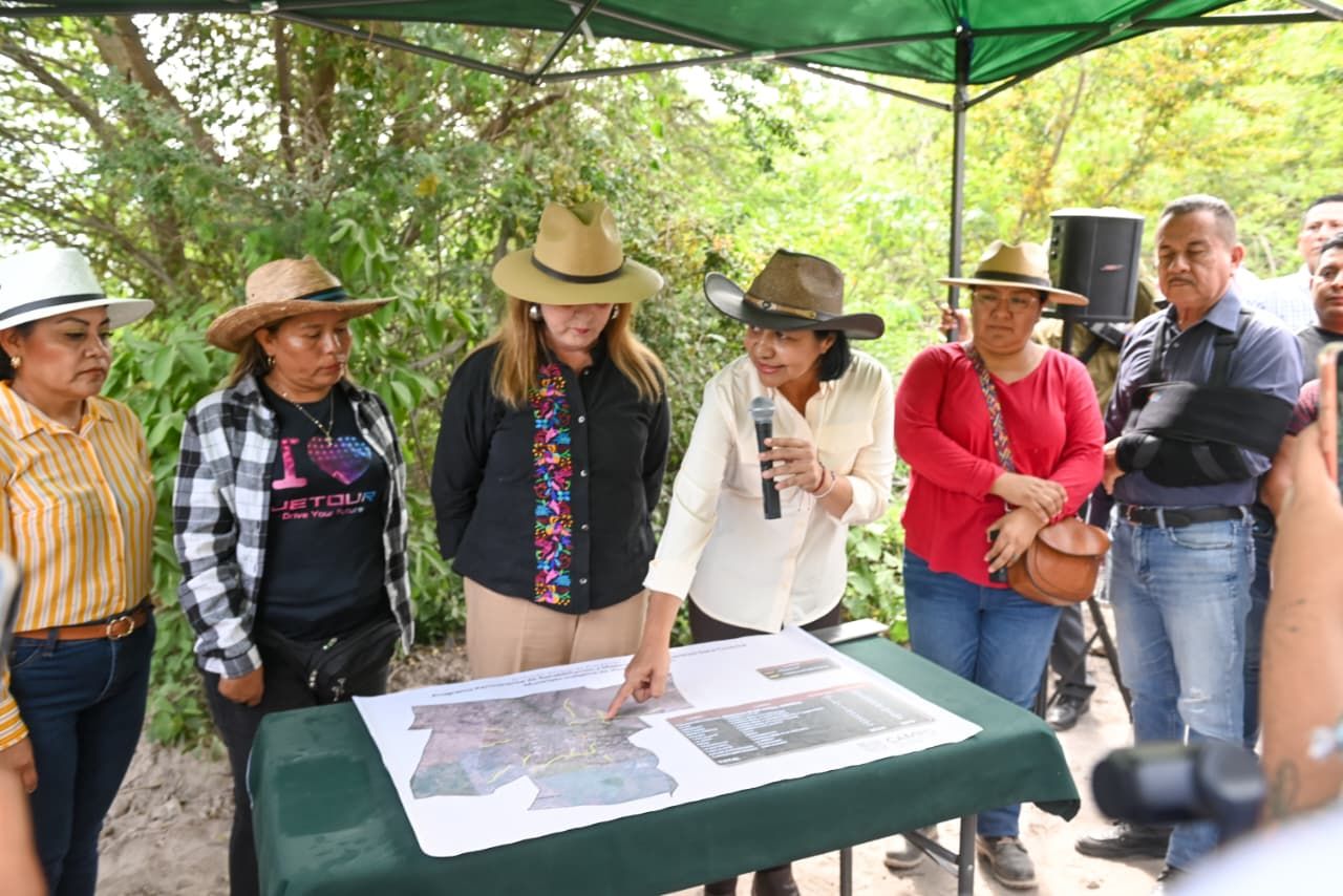 Margarita González Saravia supervisa rehabilitación de Camino de Saca