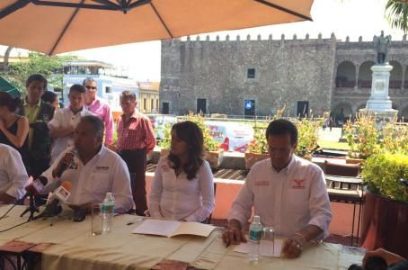 3 candidatos a la alcaldía de Cuernavaca firman pacto de civilidad