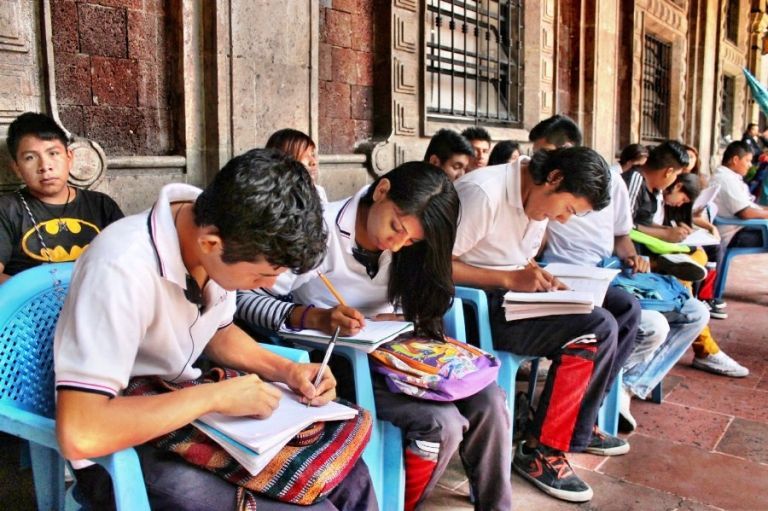 Antorchistas quitan plantón; aseguran que consiguieron sus demandas