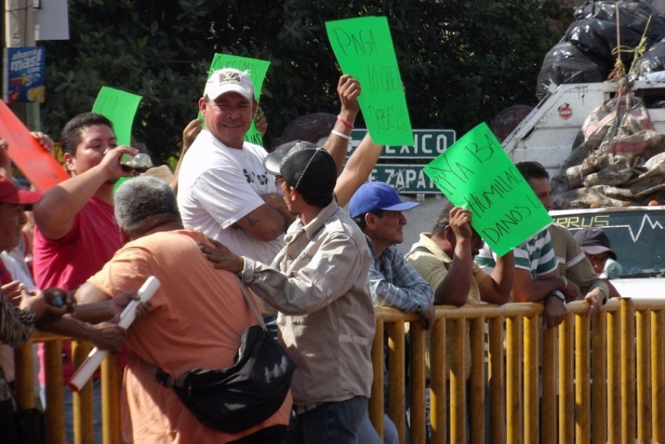 Cierran Avenida Emiliano Zapata en Temixco