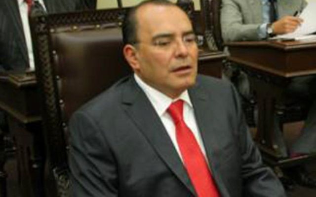 Actos anticipados y “guerra sucia”, acusa PRI de candidato perredista