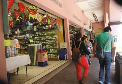 Comerciantes del Centro conectan 20 alarmas al C5