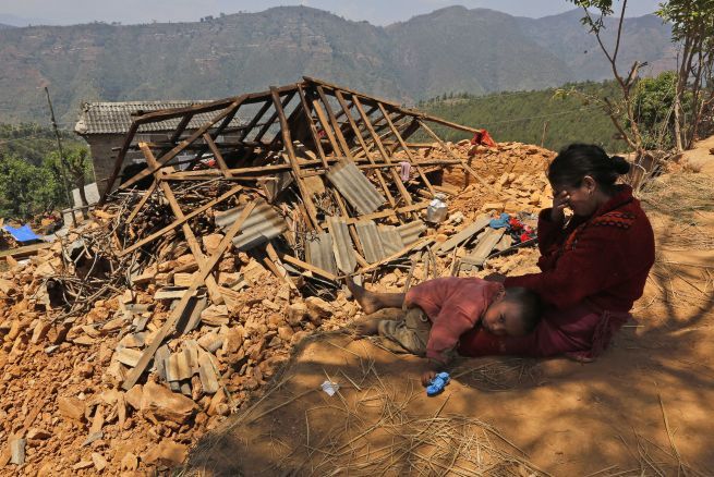 Cifra de muertos en Nepal supera los 7,000