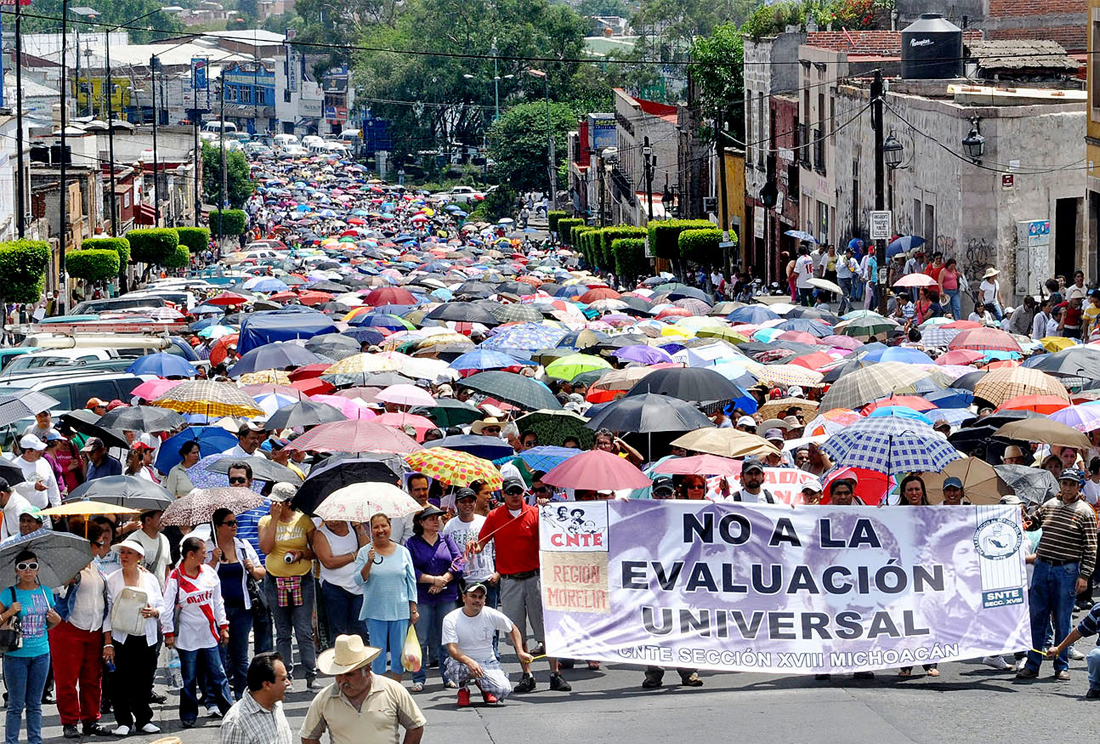 Se suman maestros de Morelos a protestas contra evaluación
