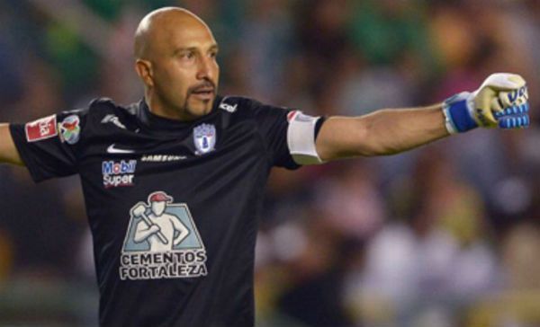 “CONEJO” PÉREZ EN EL TORITO