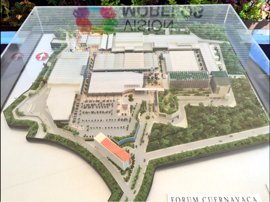 COLOCA GRACO PRIMERA PIEDRA DE PLAZA “FÓRUM CUERNAVACA”