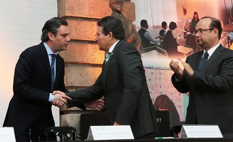 Abre SEP página para capacitar maestros